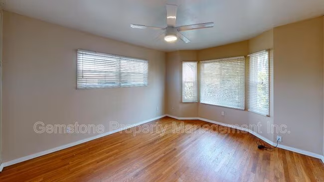 4947 63rd St San Diego, CA 92115 photo 4