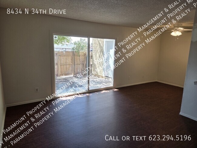 8434 N 34th Dr photo 2