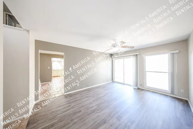 4555 W Continental Dr Glendale, AZ 85308 photo 5