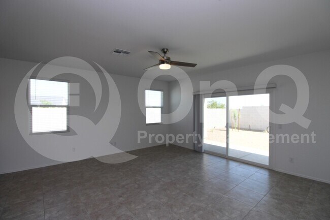 1059 W Falls Canyon Dr Casa Grande, AZ 85122 photo 5
