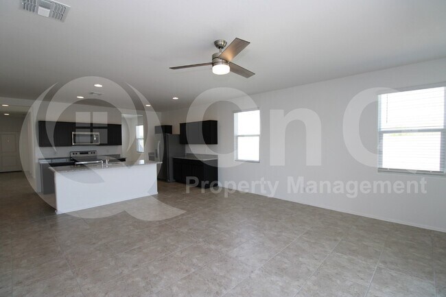 1059 W Falls Canyon Dr Casa Grande, AZ 85122 photo 4