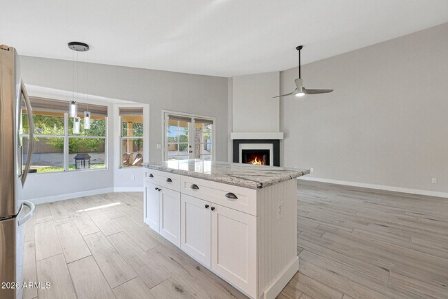 14215 N 56th Pl Scottsdale, AZ 85254 photo 3