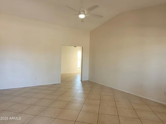 3910 E Shomi St Phoenix, AZ 85044 photo 5
