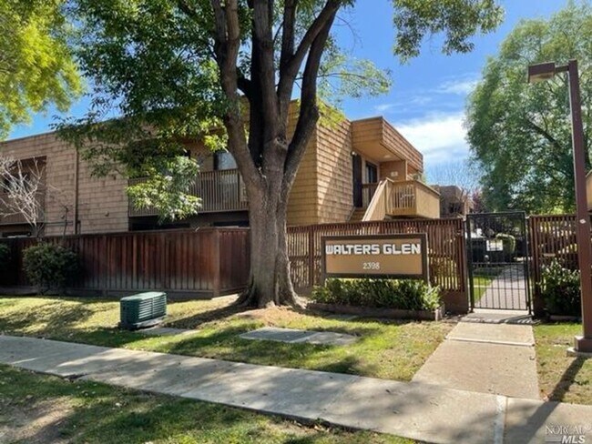 2398 Walters Way Concord, CA 94520