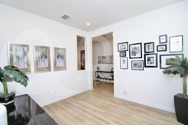 22696 E Bonanza Way Queen Creek, AZ 85142 photo 2