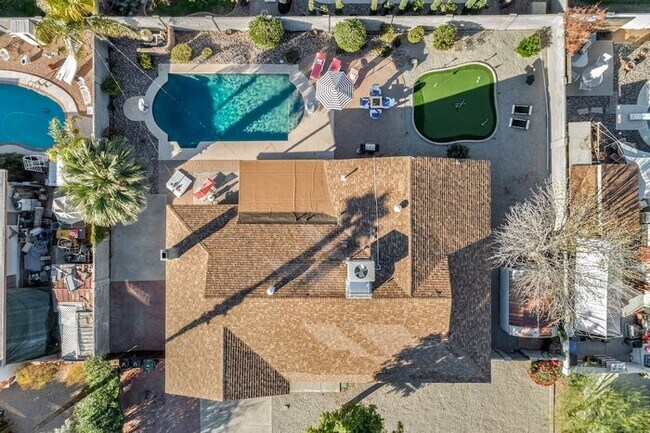4820 E Poinsettia Dr Scottsdale, AZ 85254 photo 4