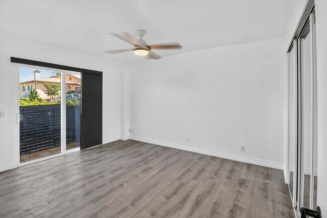 806 E 4th Ave Escondido, CA 92025 photo 4
