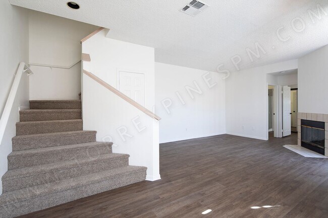 1420 Hornblend St San Diego, CA 92109 photo 5