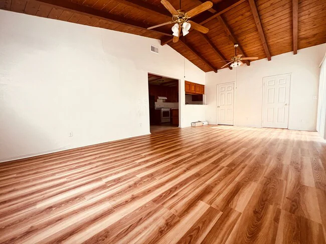 357 Garfield Ave El Cajon, CA 92020 photo 4