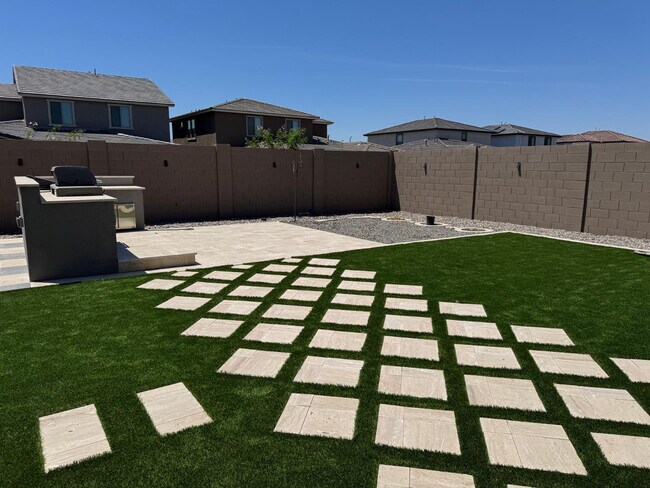 5525 W Banff Ln. Glendale, AZ 85306 photo 2