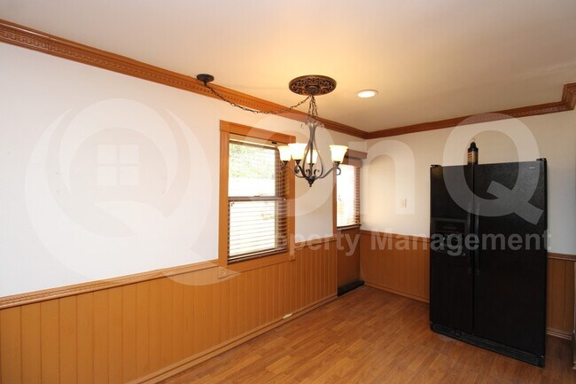 15 E 14th St Tempe, AZ 85281 photo 3