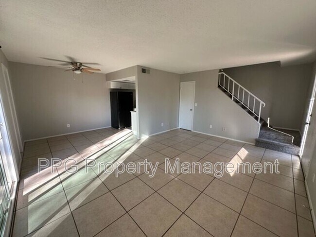 6046 W Townley Ave Glendale, AZ 85302 photo 2
