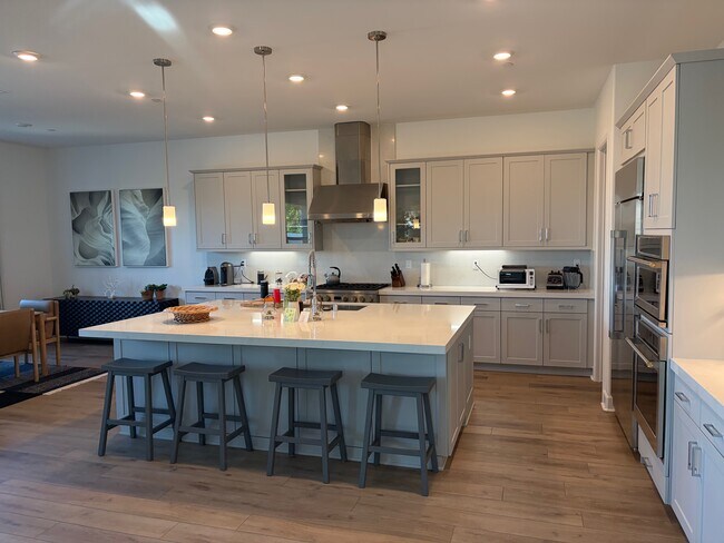 8123 Denali Dr San Diego, CA 92126 photo 2