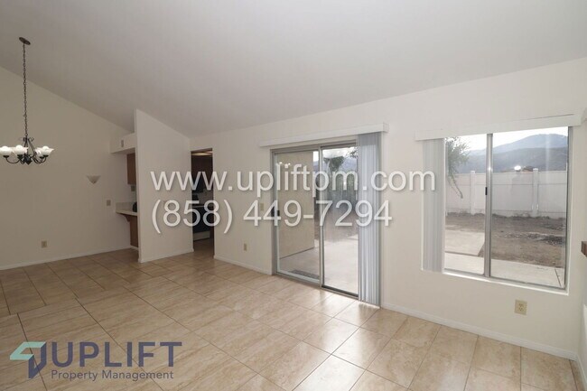 1712 Augusta Ct El Cajon, CA 92019 photo 3