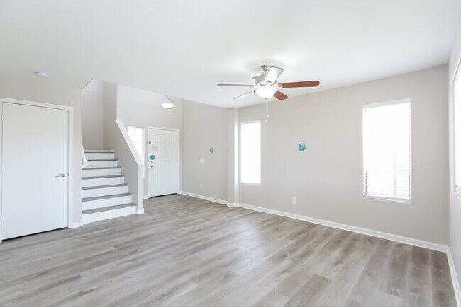 15999 W Moreland St Goodyear, AZ 85338 photo 5