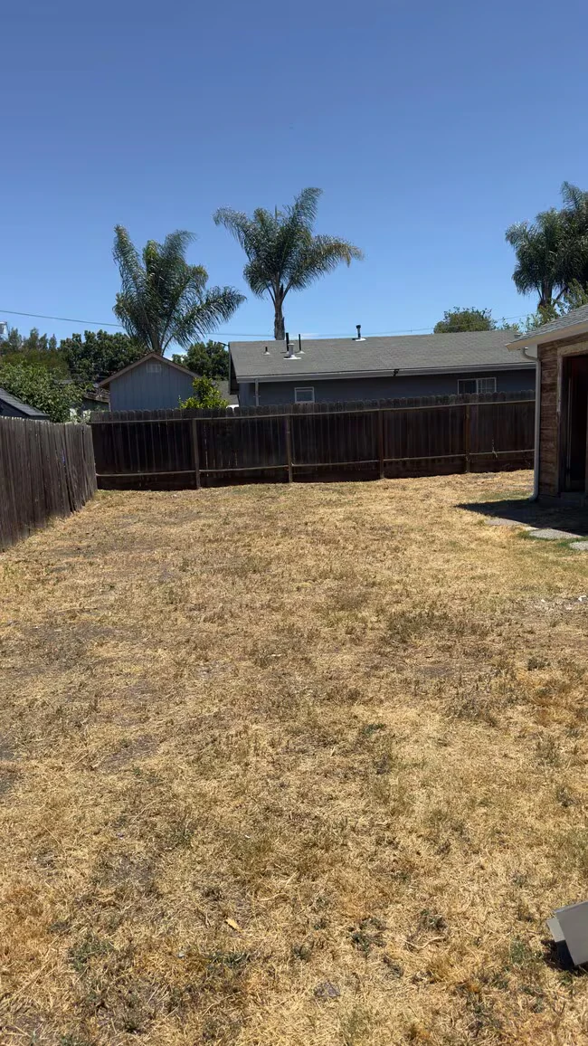 1232 Laurel Ave East Palo Alto, CA 94303 photo 5