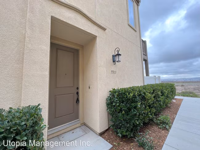 5513 San Roberto San Diego, CA 92154 photo 2