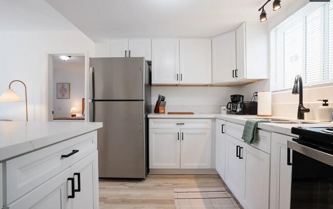 3748.5 Jewell St San Diego, CA 92109 photo 5