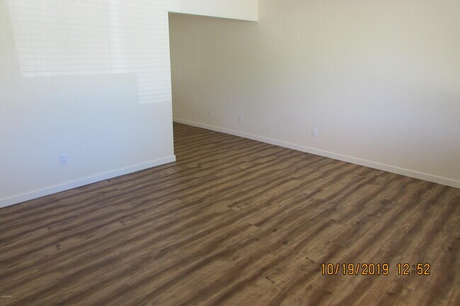 719 W 10th St Tempe, AZ 85281 photo 5