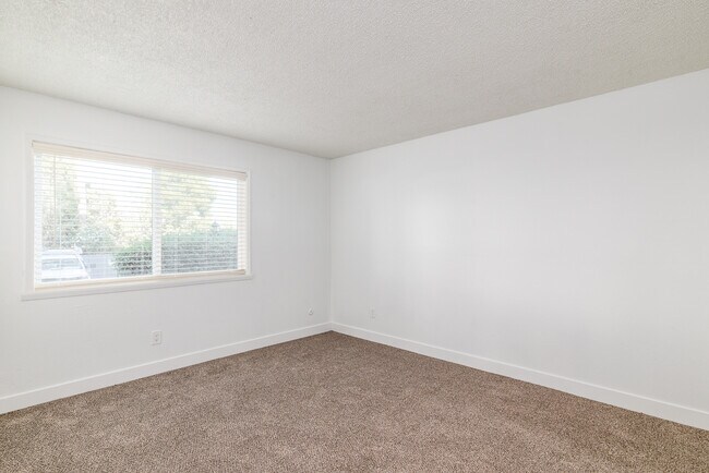 410 Alameda del Prado Novato, CA 94949 photo 5