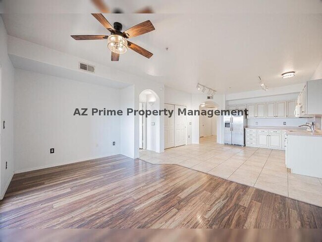 920 E Devonshire Ave Phoenix, AZ 85014 photo 3