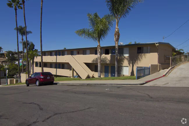 Palm Terrace Apartments photo 3