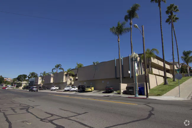 Palm Terrace Apartments photo 2
