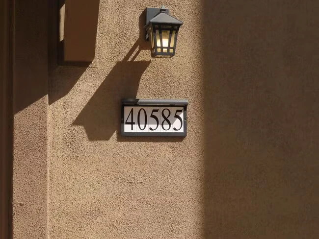 40585 Melrose Dr Temecula, CA 92591 photo 3