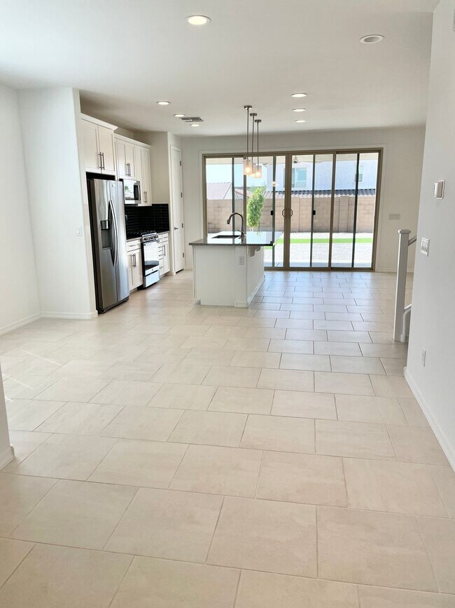 19663 Exeter Blvd Litchfield Park, AZ 85340 photo 5