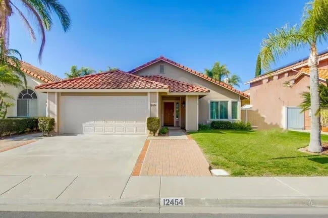 12454 Salmon River Rd San Diego, CA 92129