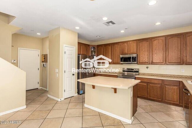 2860 S Brett St Gilbert, AZ 85295 photo 4
