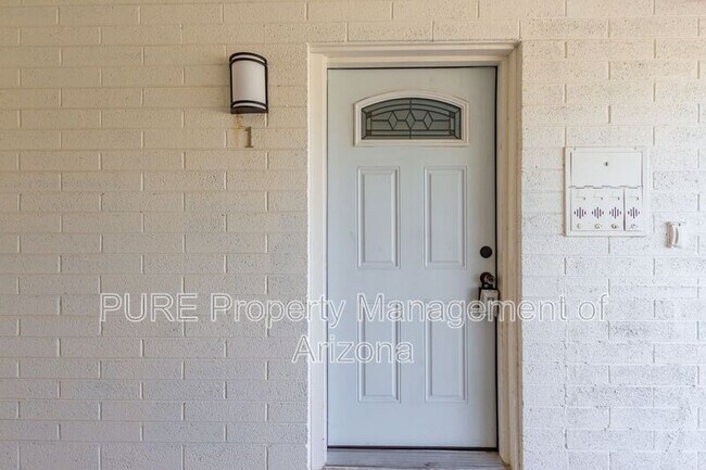 3237 N 66th St Scottsdale, AZ 85251 photo 2