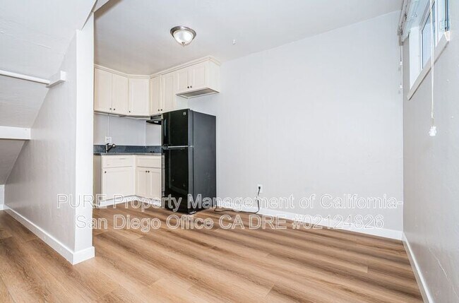 1051.5 Grand Ave San Diego, CA 92109 photo 4