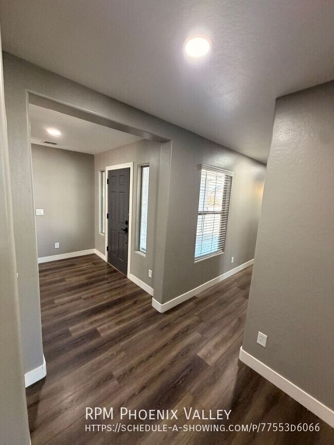 25517 W Forest Grove Ave Buckeye, AZ 85326 photo 4