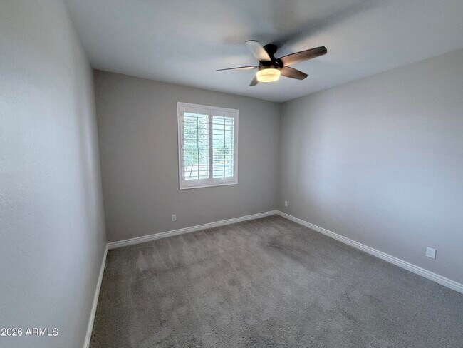 25509 N 140th Dr Sun City West, AZ 85387 photo 4