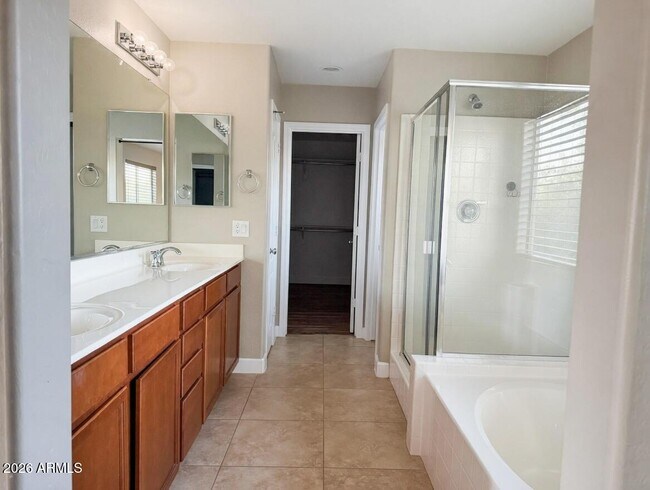 3457 E Milky Way Gilbert, AZ 85295 photo 4
