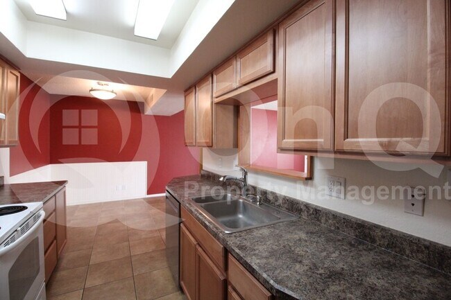 3705 S Dennis Dr Tempe, AZ 85282 photo 5