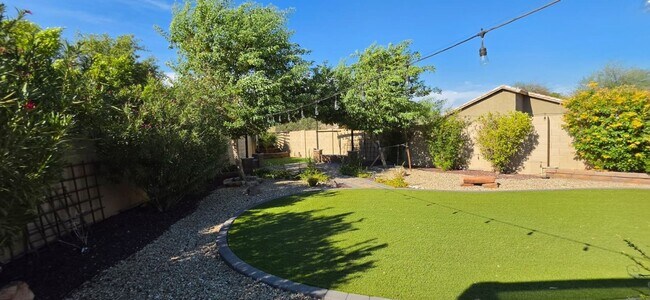 7905 S 25th Pl Phoenix, AZ 85042 photo 3