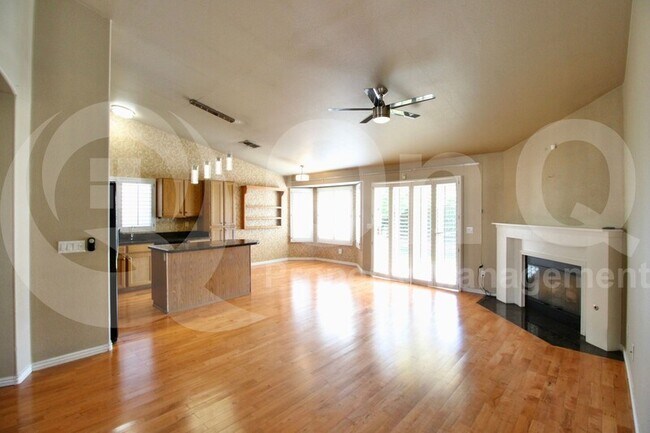 4521 E St John Rd Phoenix, AZ 85032 photo 5