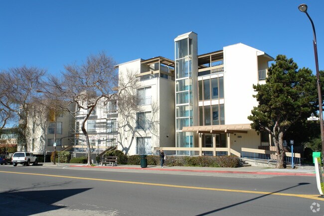 1737 Solano Avenue, Berkeley, CA 94707 photo 2