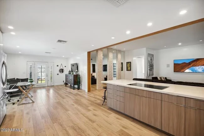 6842 N 72nd Pl Scottsdale, AZ 85250 photo 4