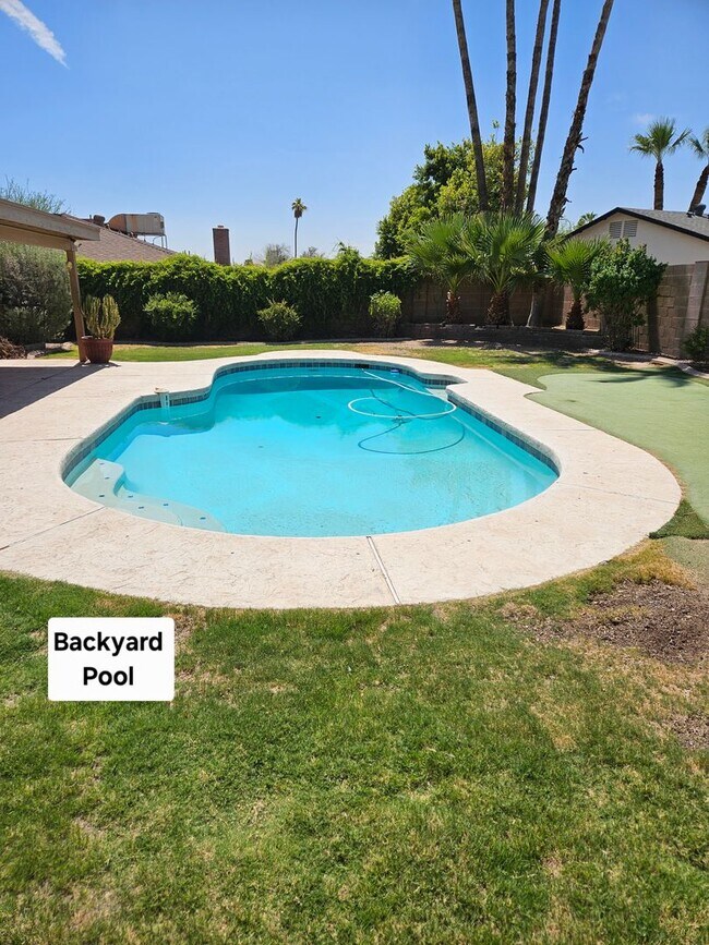10206 S 43rd St Phoenix, AZ 85044 photo 5