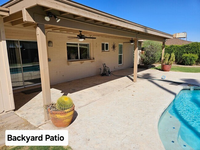 10206 S 43rd St Phoenix, AZ 85044 photo 4