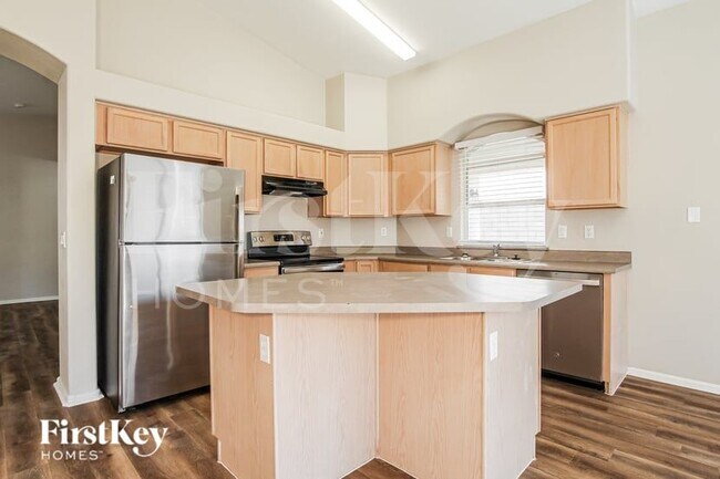 15615 W Watkins St Goodyear, AZ 85338 photo 5
