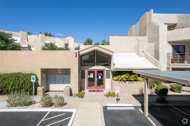Villas at Stone Creek photo 3