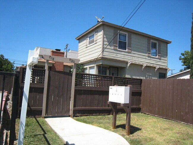 7218 1/2 Amherst St San Diego, CA 92115