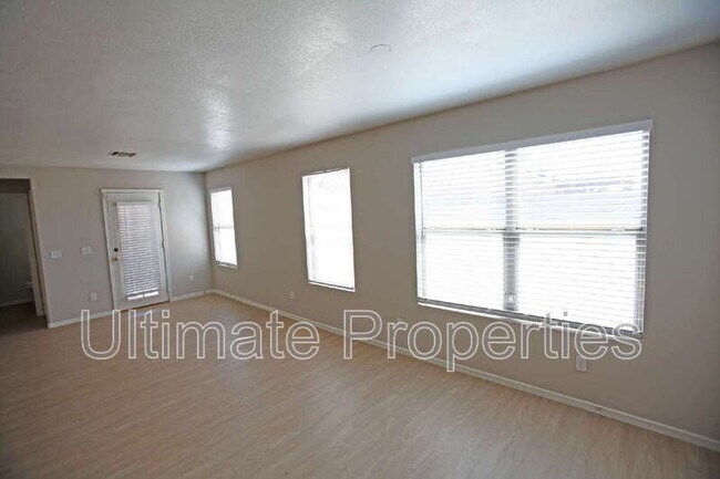 12885 N Tonya St El Mirage, AZ 85335 photo 5