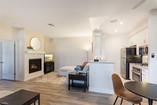 3622 Bernwood Pl San Diego, CA 92130 photo 4