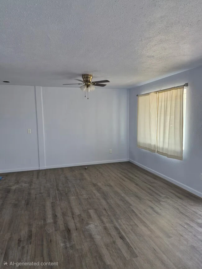 5038 W State Ave Glendale, AZ 85301 photo 3