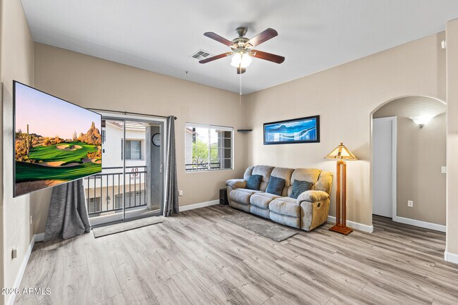 2150 E Bell Rd Phoenix, AZ 85022 photo 4